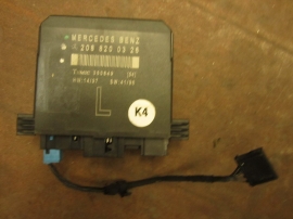 Mercedes Benz - Door Control - 2088200326